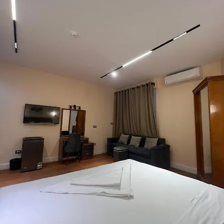 Space Room-3
